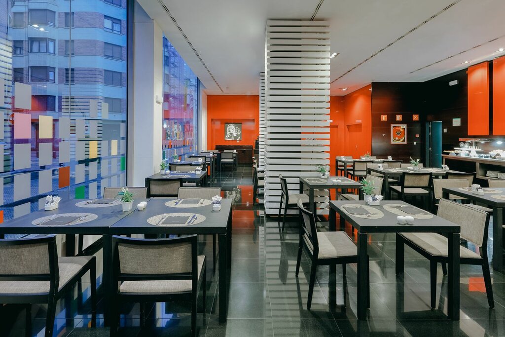 Hotel764
