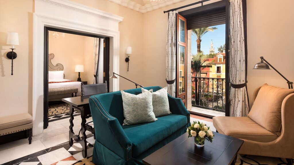 Hotel741