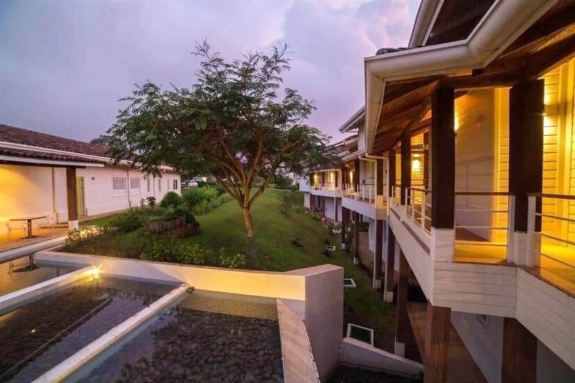 Hotel294