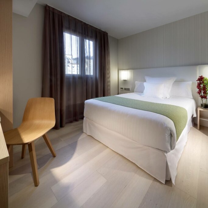 Hotel766