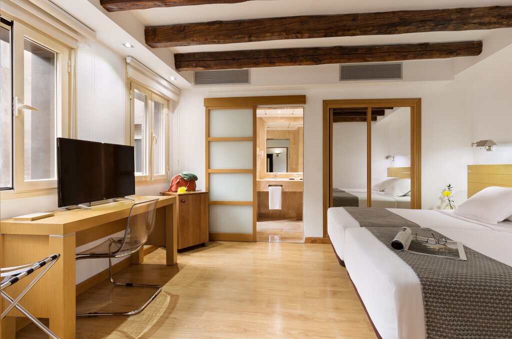 Hotel756