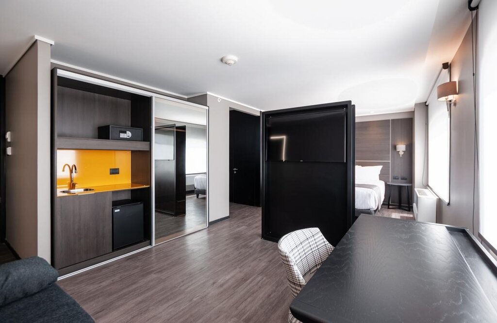 Hotel1484
