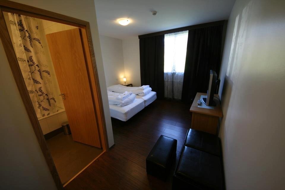 Hotel1228