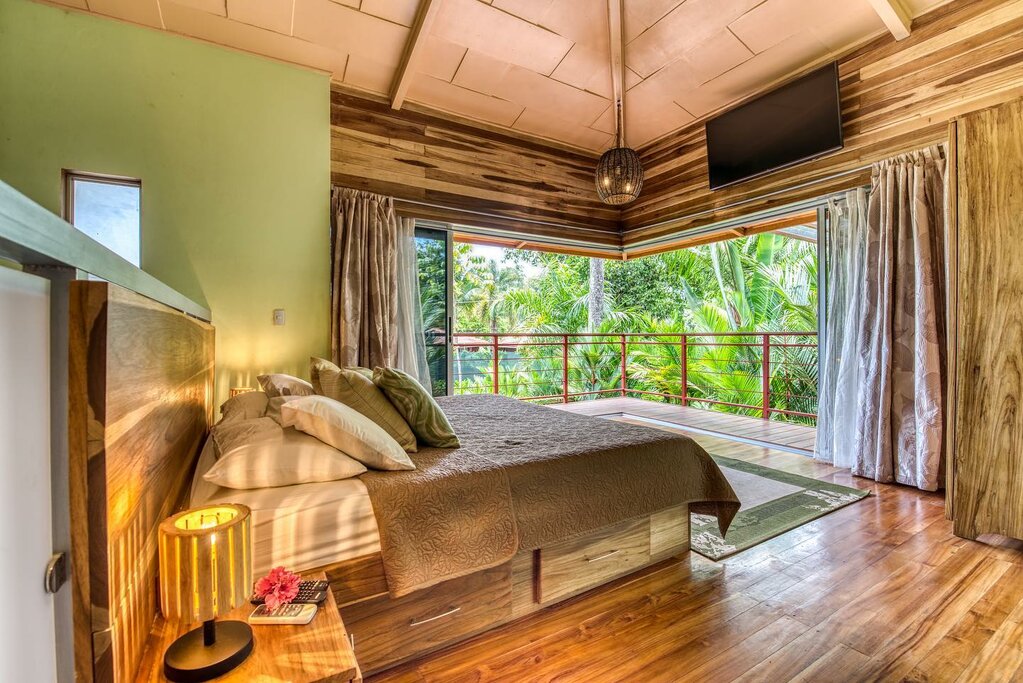 Hotel187