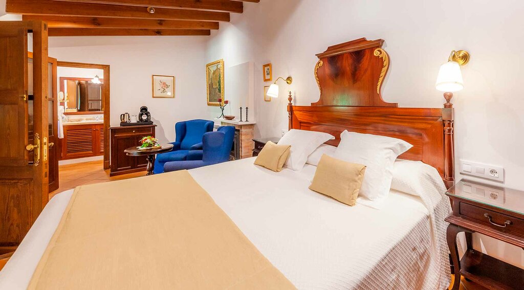 Hotel872