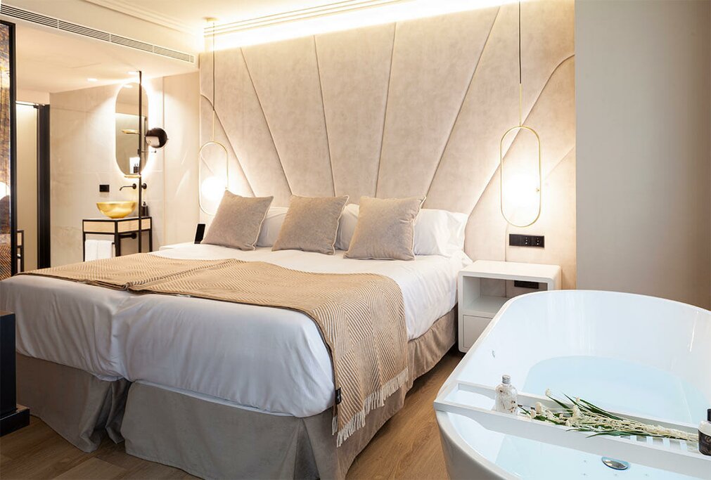 Hotel912