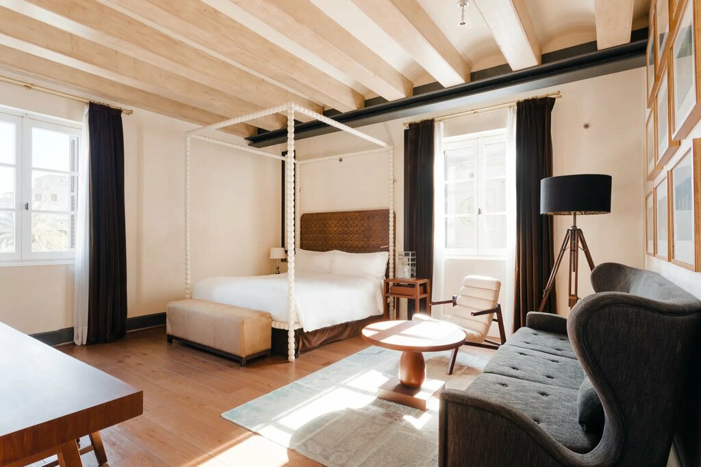 Hotel902