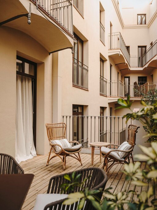 Hotel772