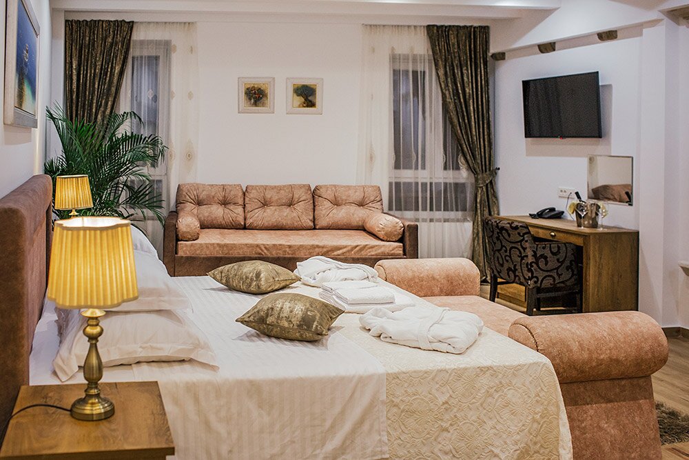 Hotel1335