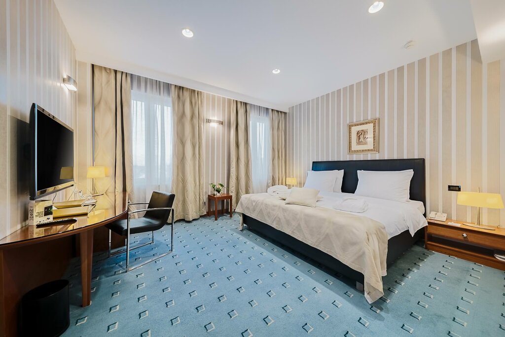 Hotel1336