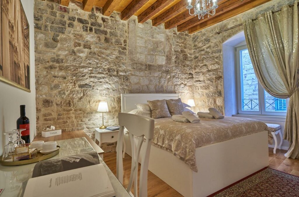 Hotel1368