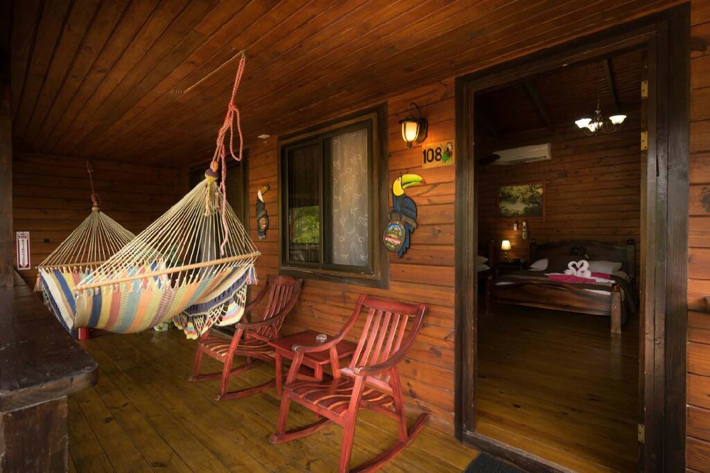Hotel332