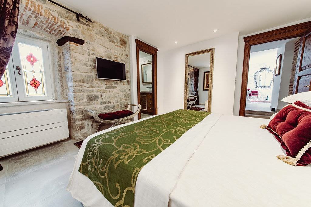 Hotel1323