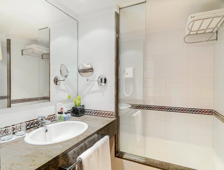 Hotel960