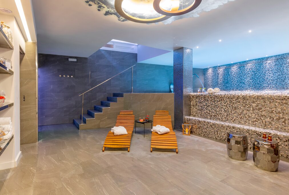 Hotel873