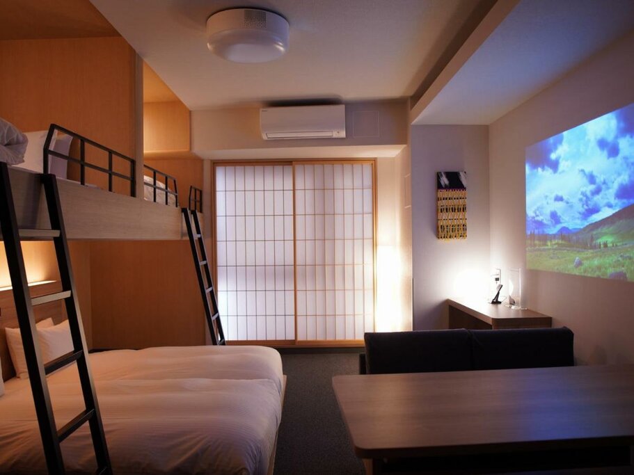 Hotel142