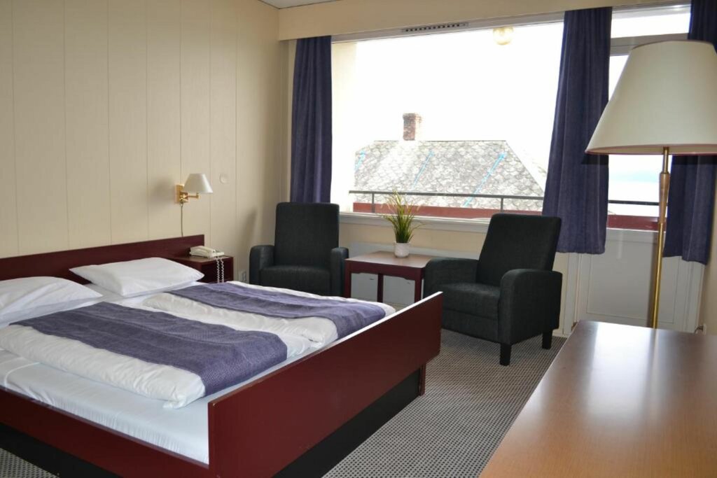 Hotel413