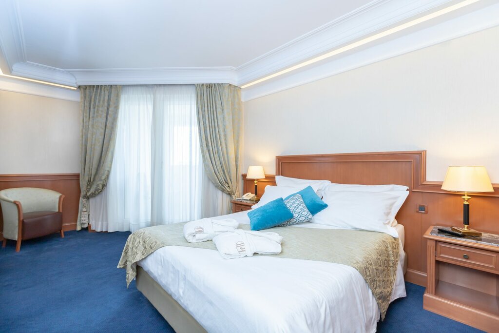 Hotel1372