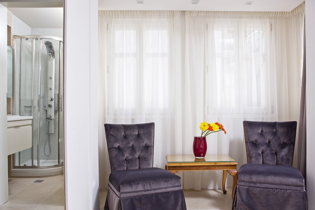 Hotel464