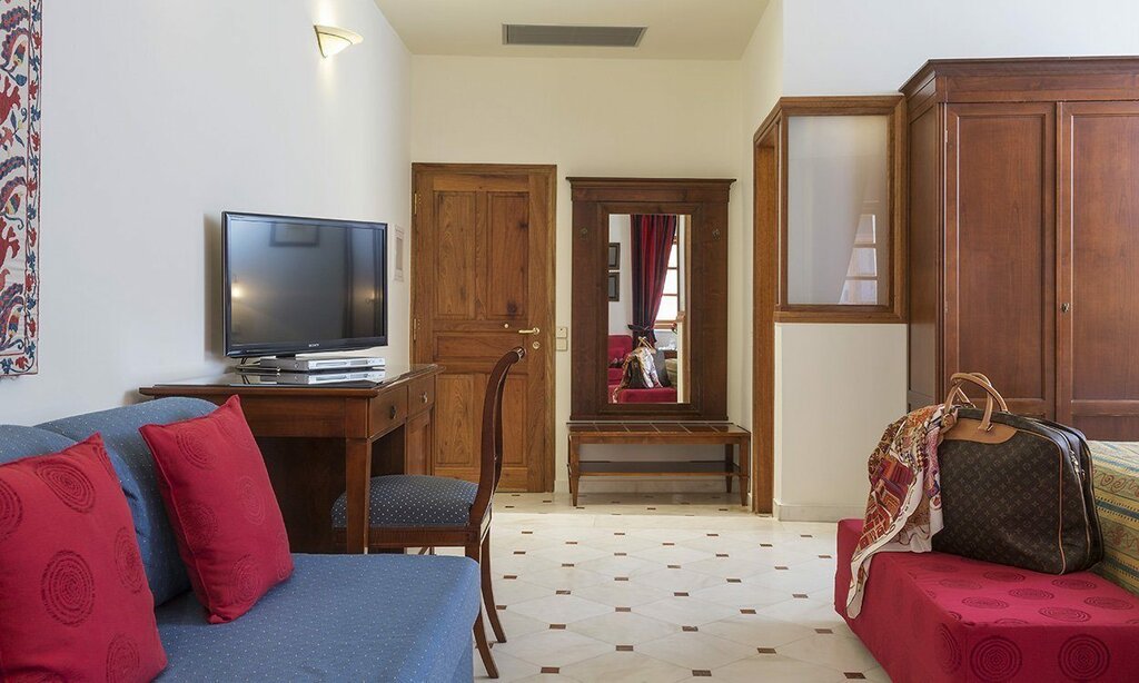 Hotel551