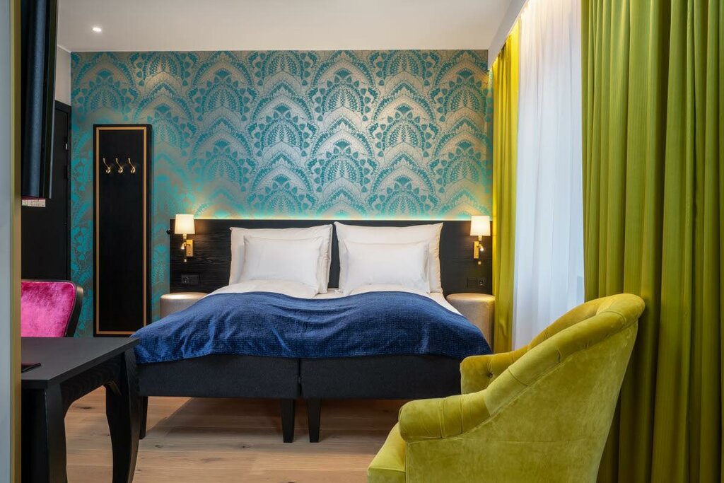 Hotel396