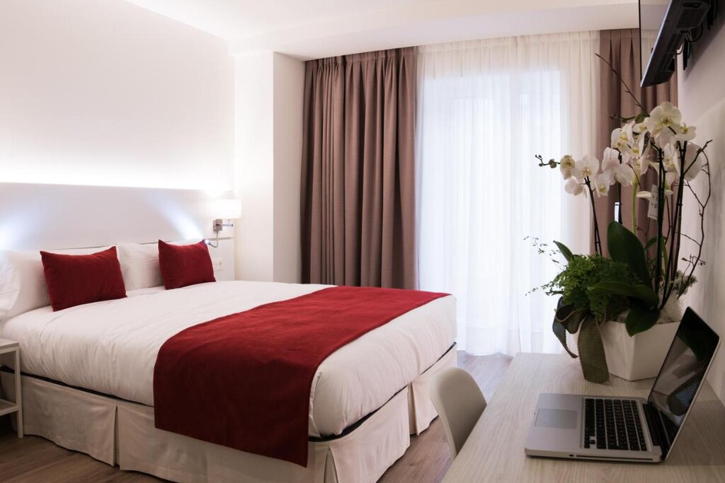 Hotel990