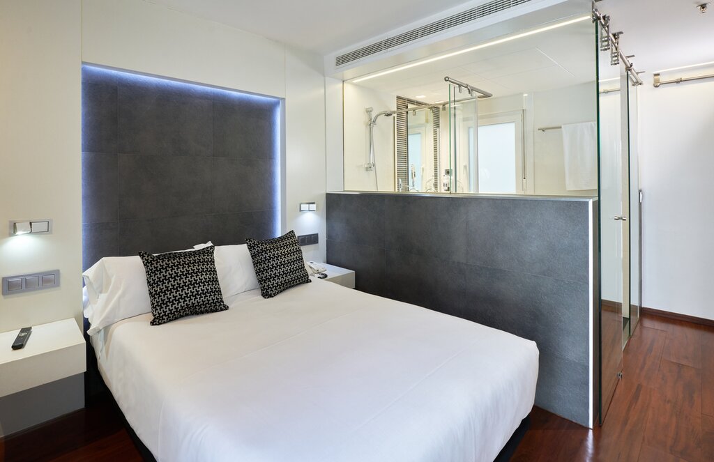 Hotel736