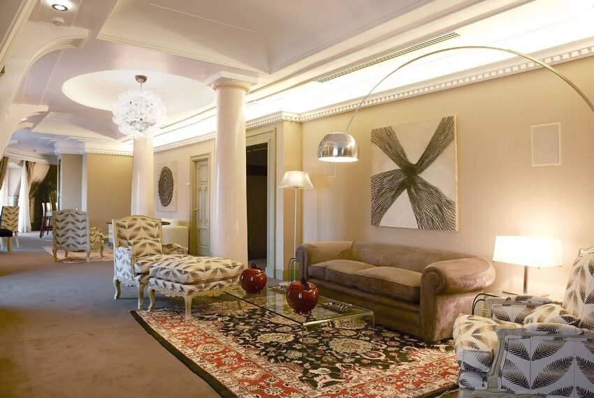 Hotel703