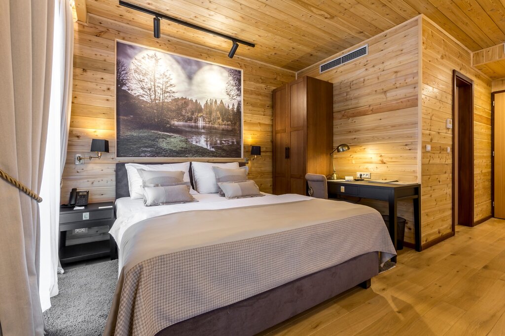 Hotel1370