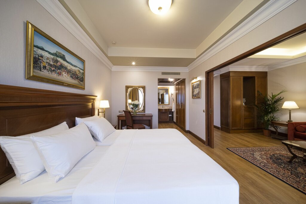 Hotel495
