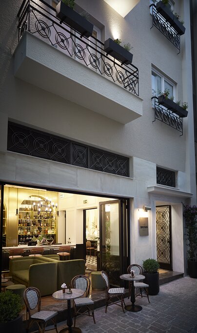 Hotel596