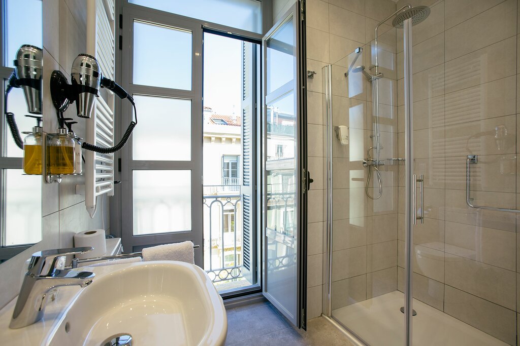 Hotel836