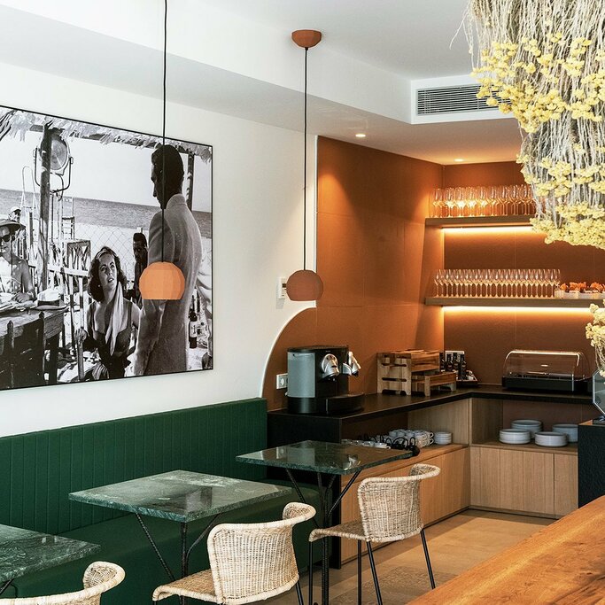 Hotel664