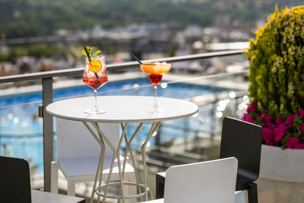 Hotel751