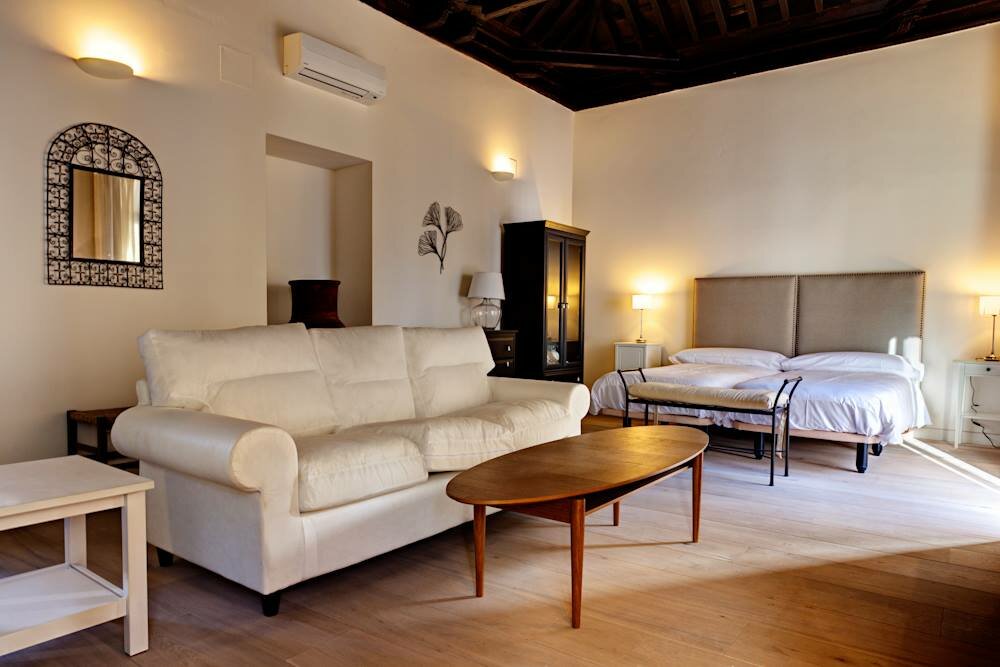 Hotel943