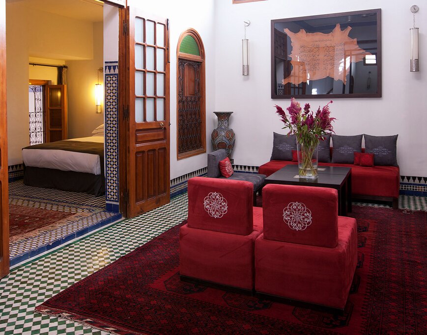 Hotel75