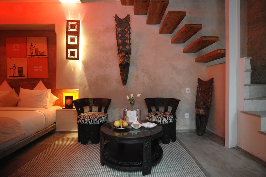 Hotel84