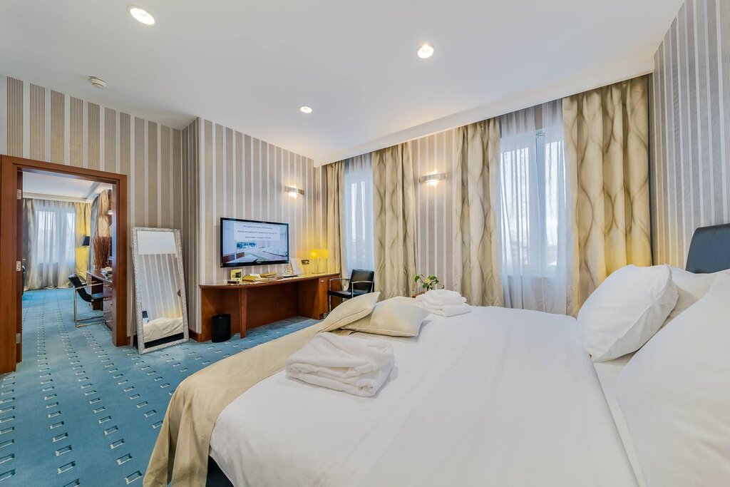 Hotel1336