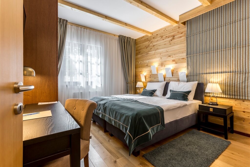 Hotel1370