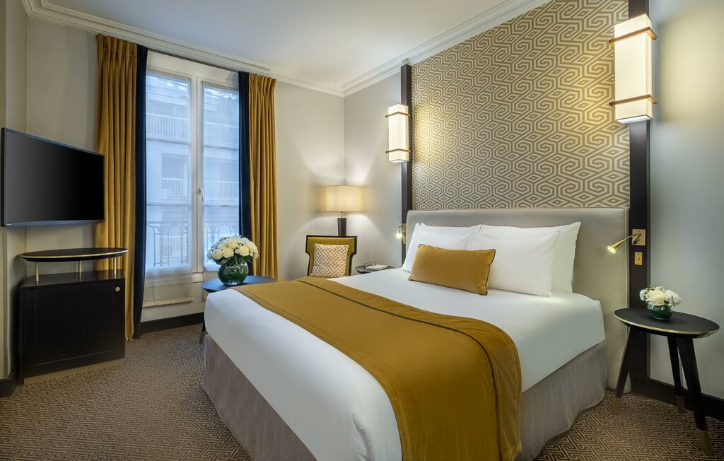 Hotel1300