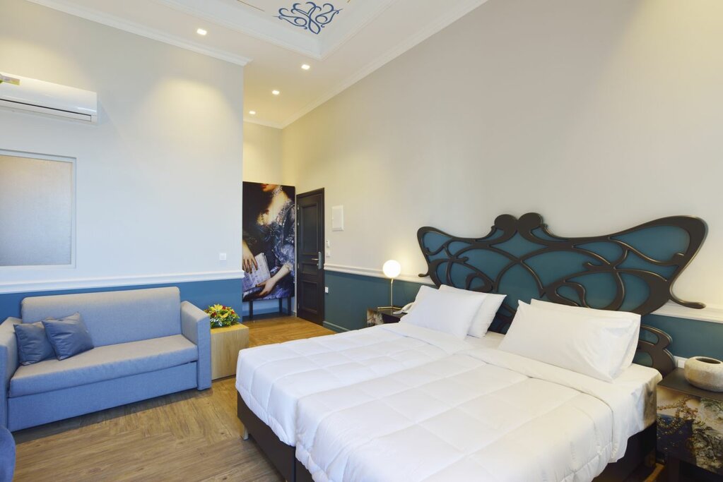 Hotel561