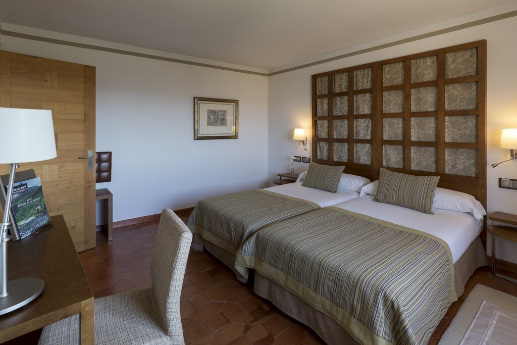 Hotel710