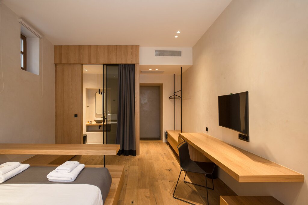 Hotel593