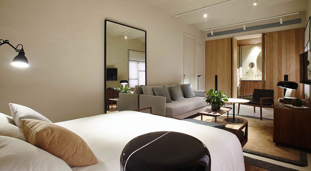 Hotel980