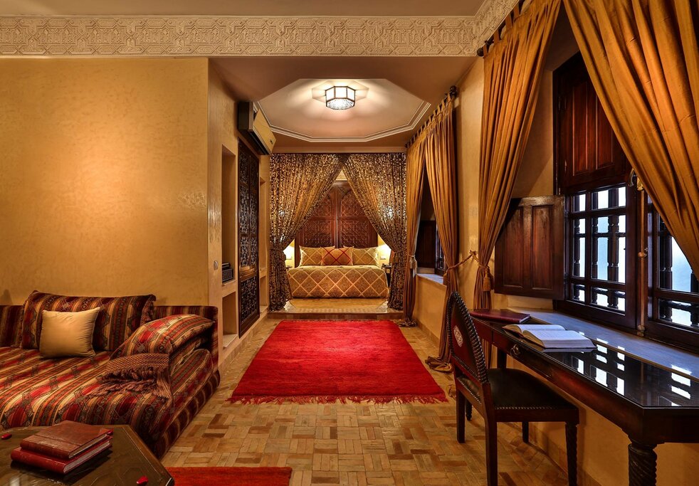 Hotel83