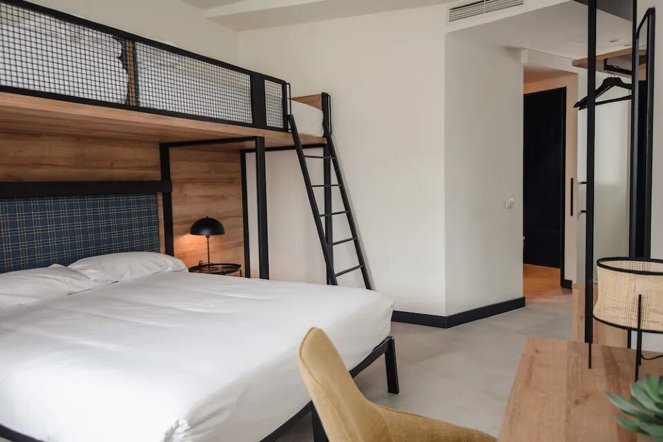 Hotel1111