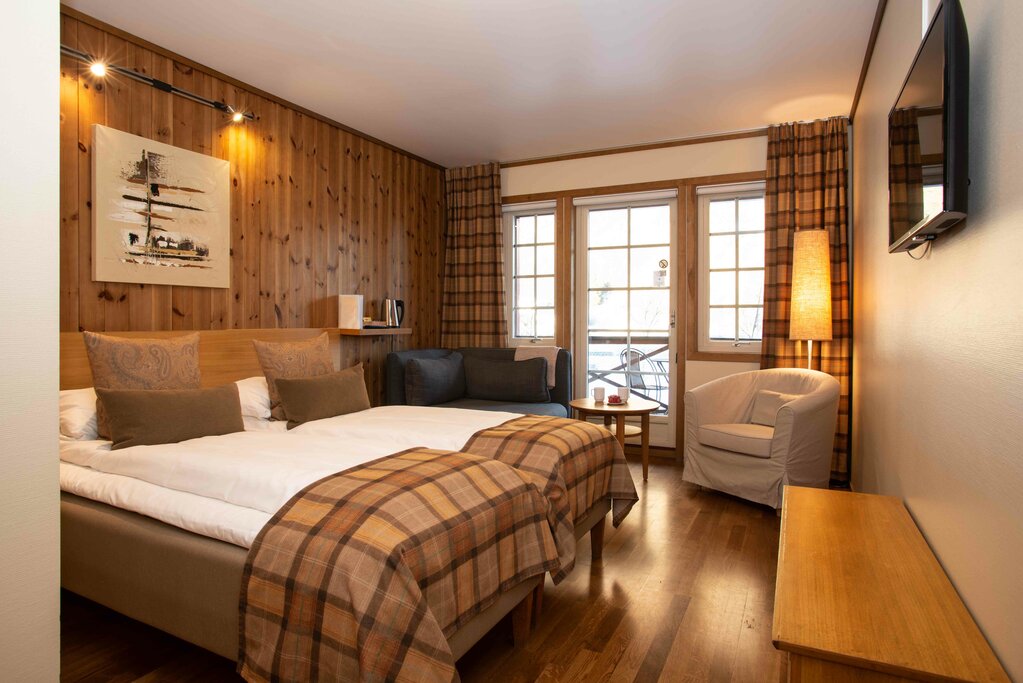 Hotel369