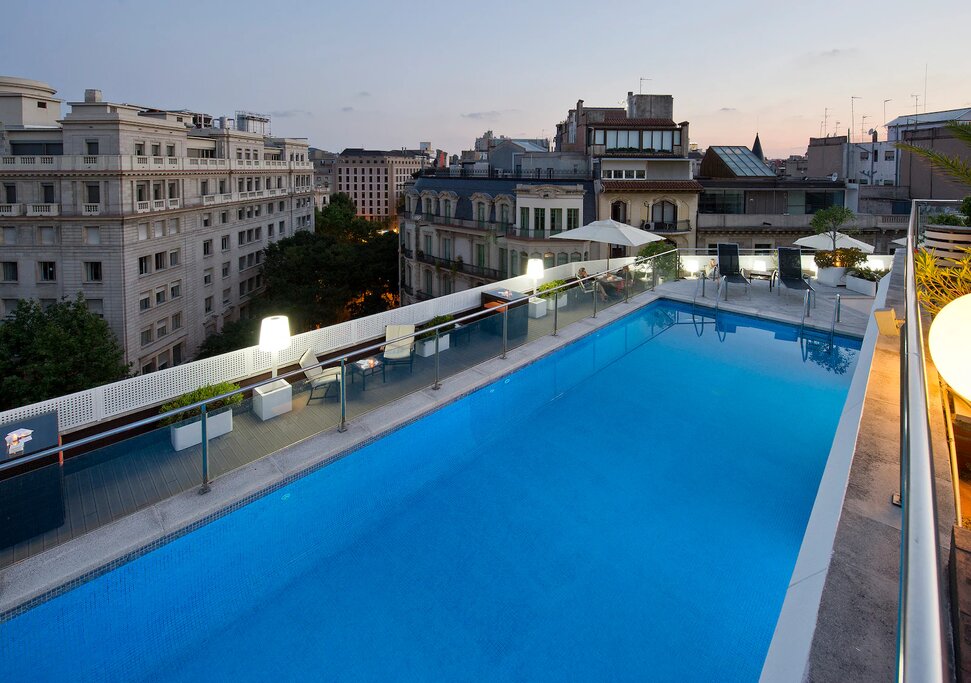 Hotel742
