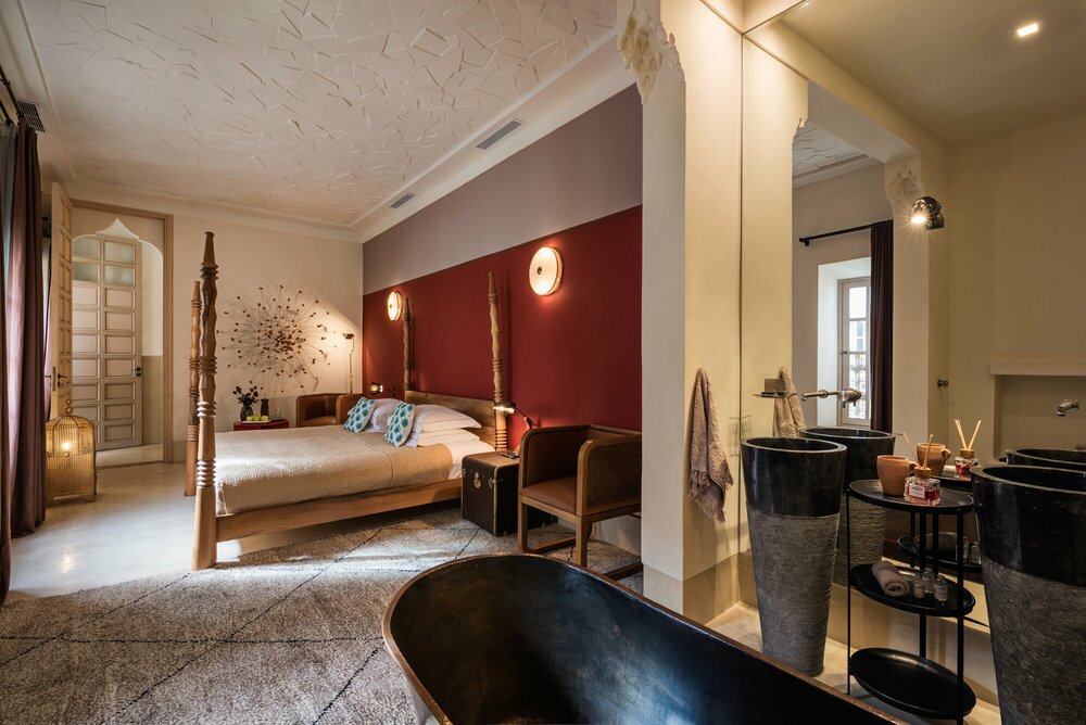 Hotel81