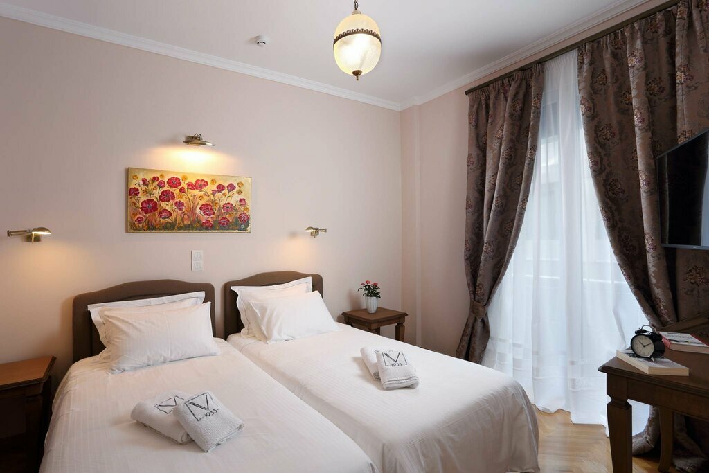 Hotel541